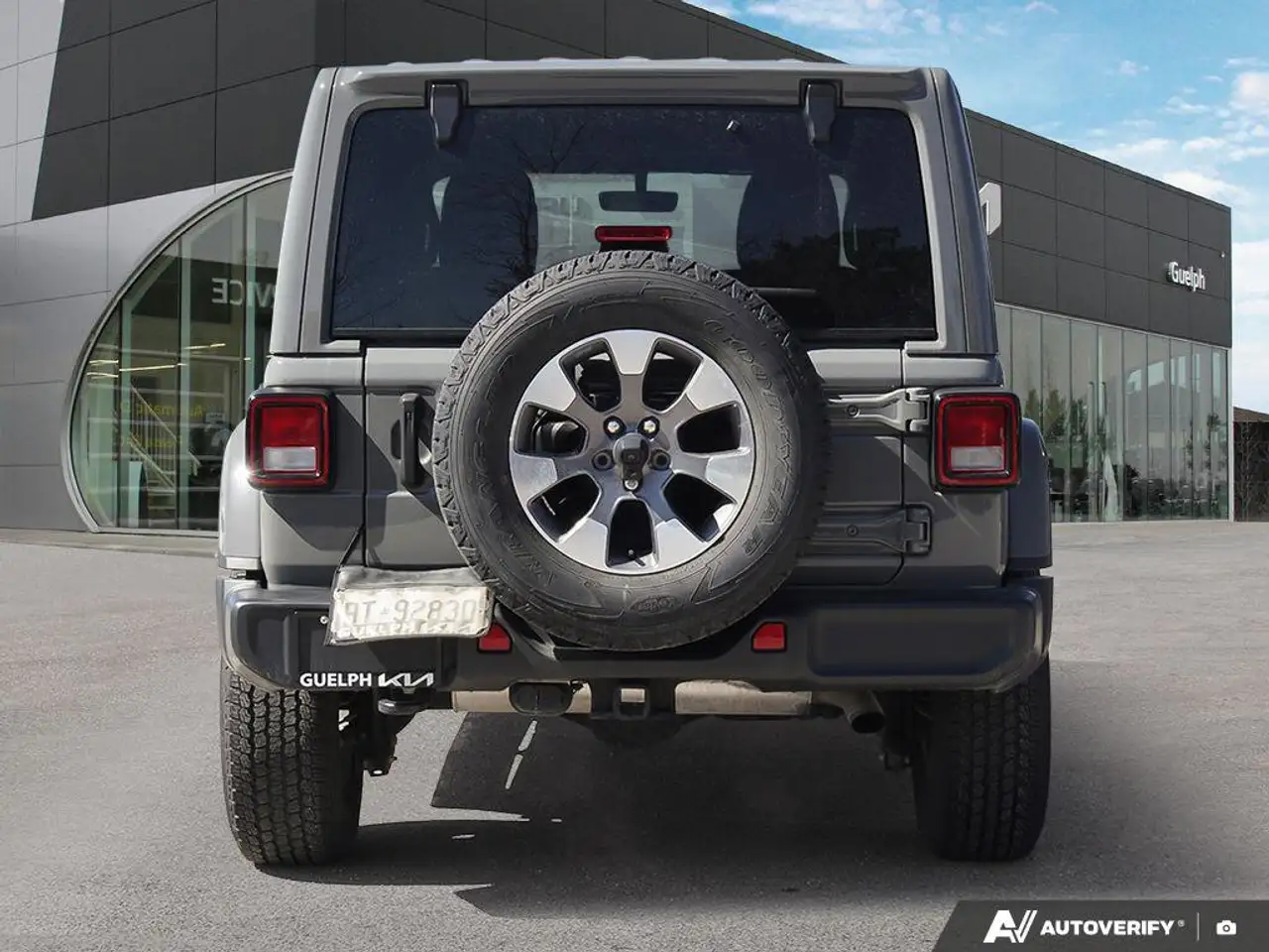 Jeep Wrangler photo Jeep Wrangler
