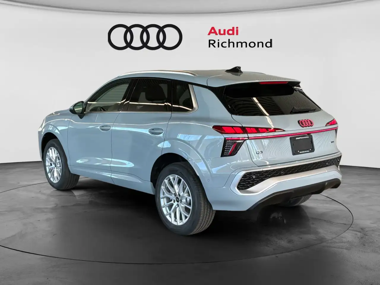 Audi Q3 photo Audi Q3