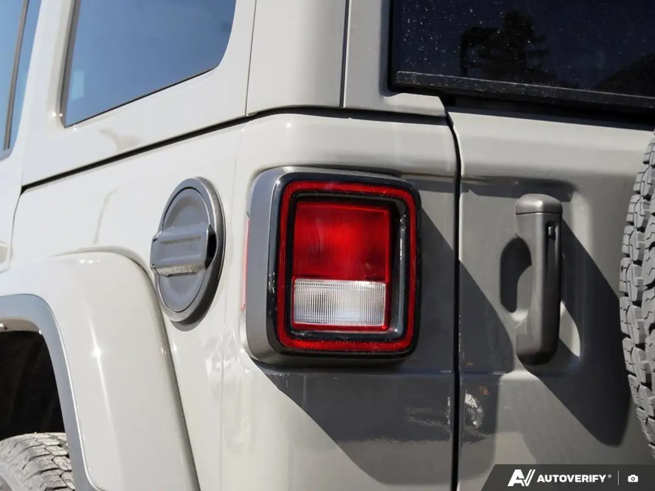 Jeep Wrangler photo Jeep Wrangler