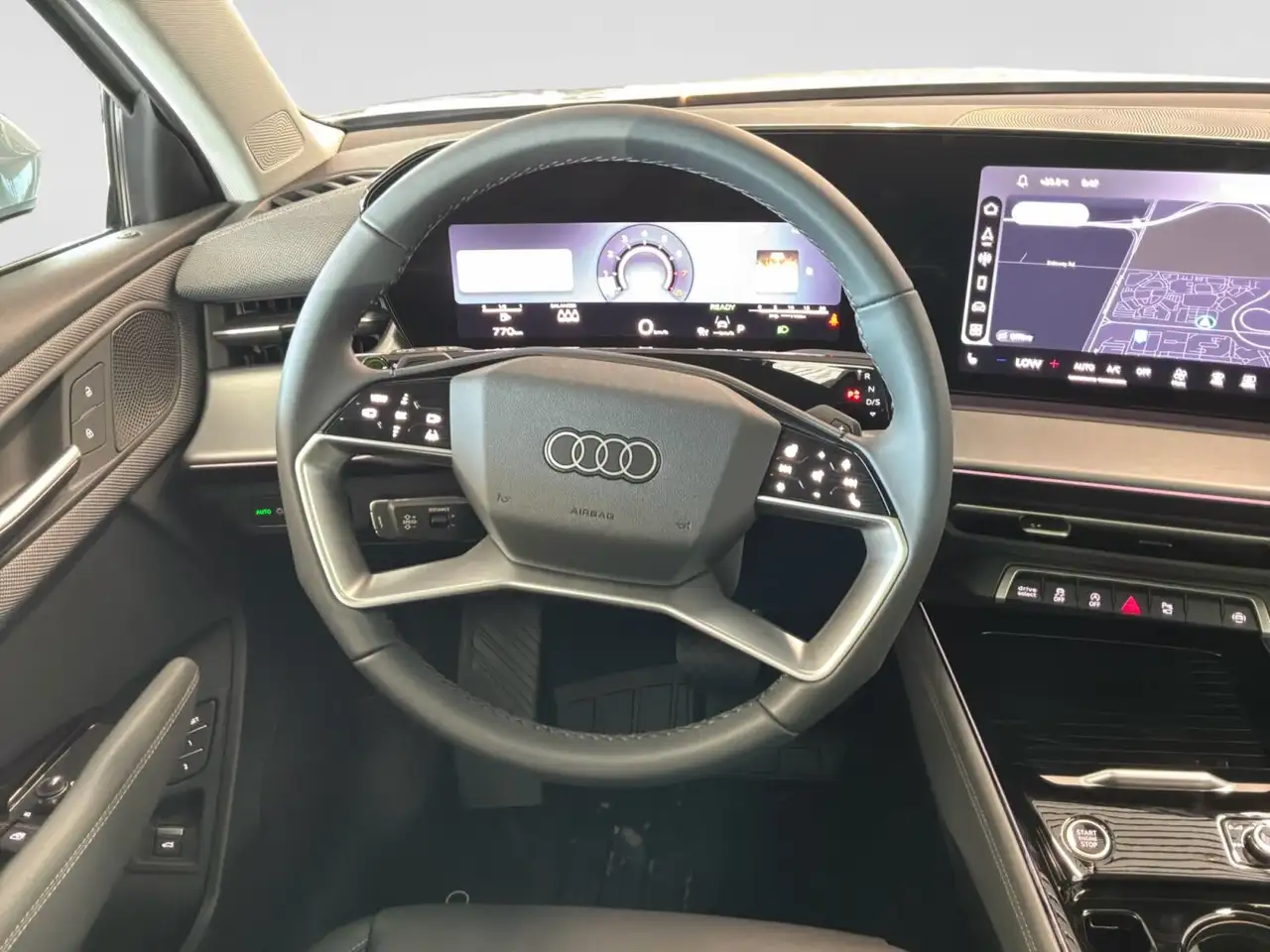 Audi Q3 photo Audi Q3