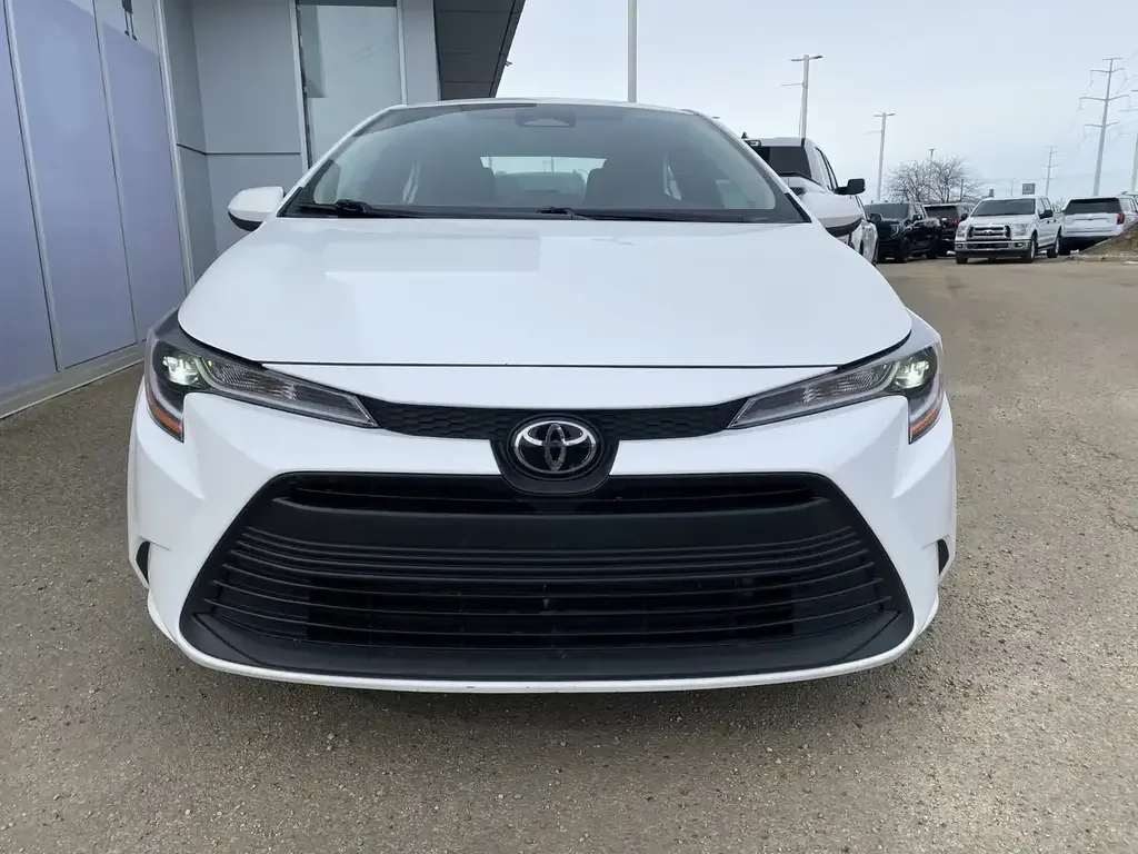 Toyota Corolla снимка Toyota Corolla