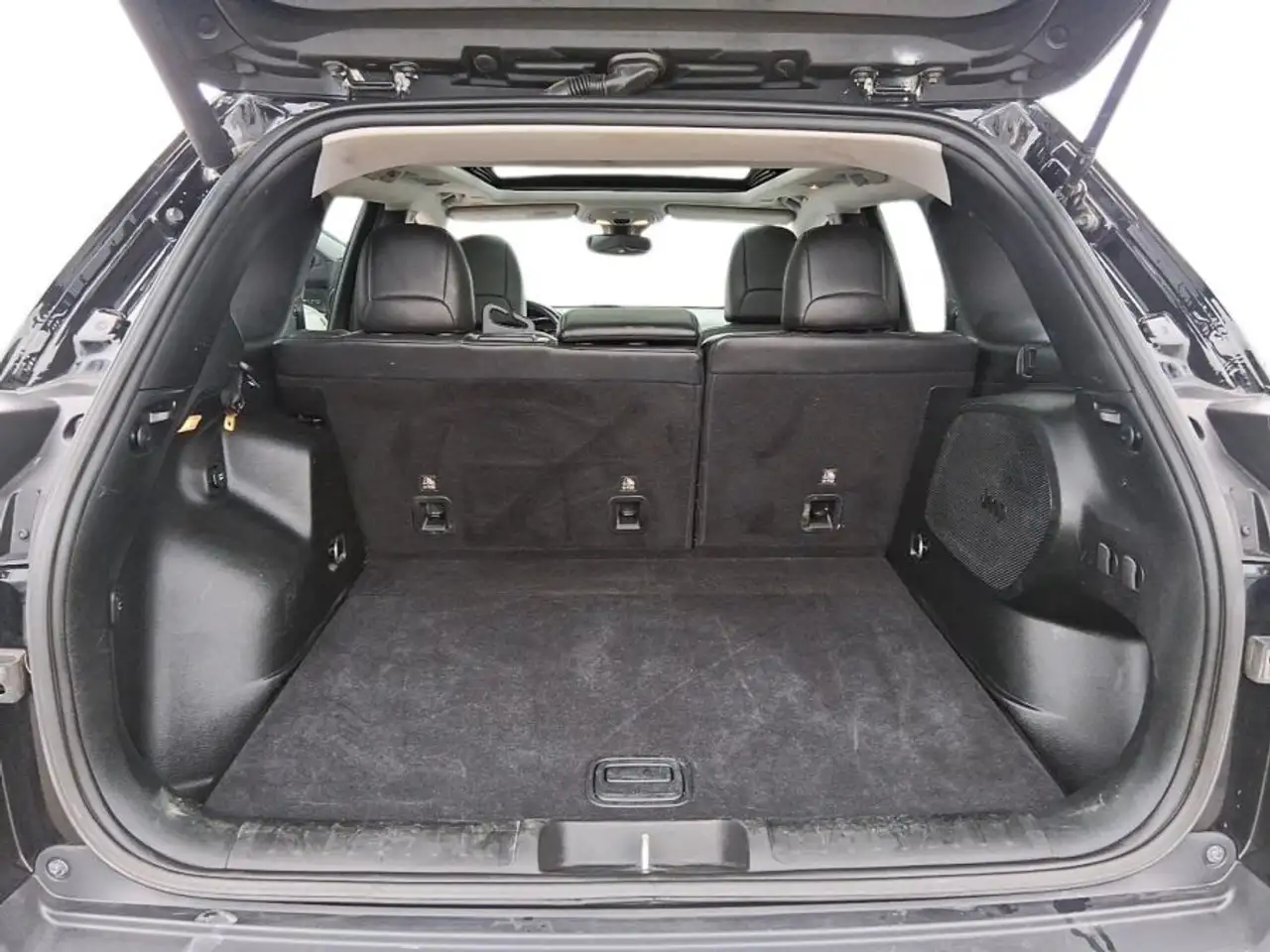 Jeep Cherokee photo Jeep Cherokee