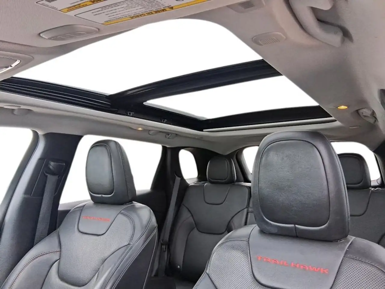 Jeep Cherokee photo Jeep Cherokee