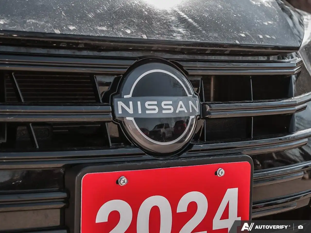 Nissan Versa снимка Nissan Versa