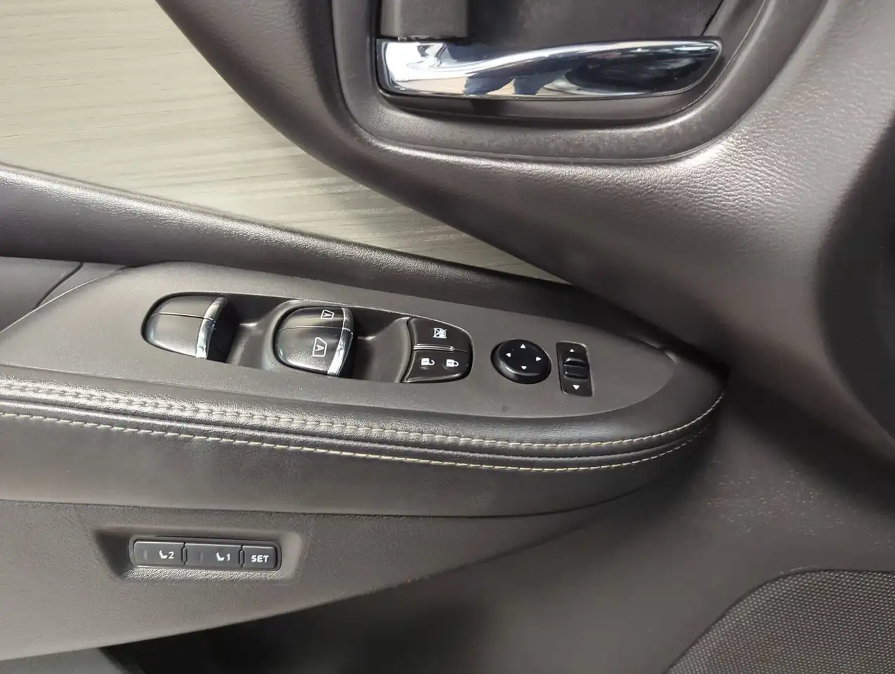 Nissan Murano снимка Nissan Murano