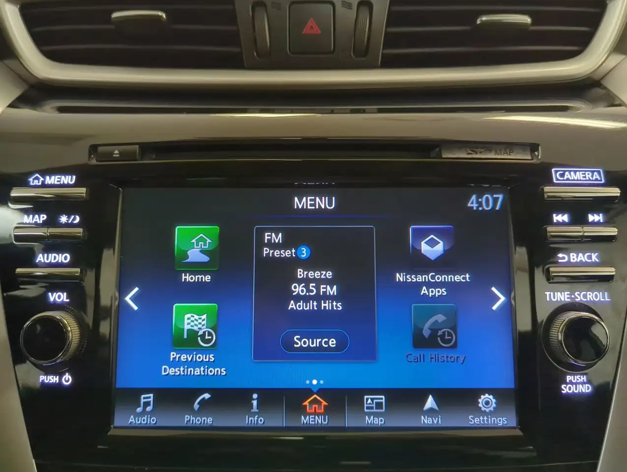 Nissan Murano снимка Nissan Murano