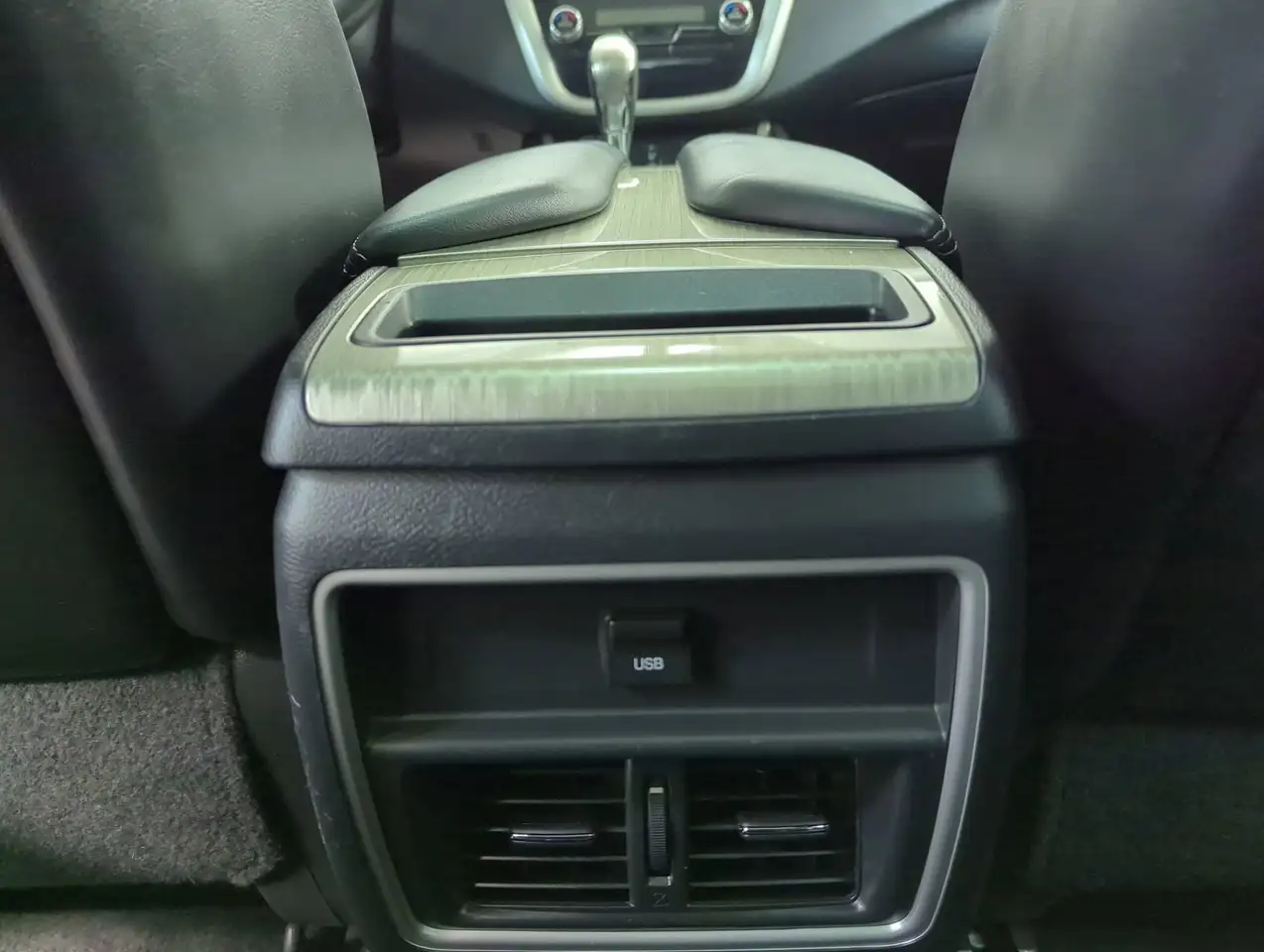 Nissan Murano снимка Nissan Murano