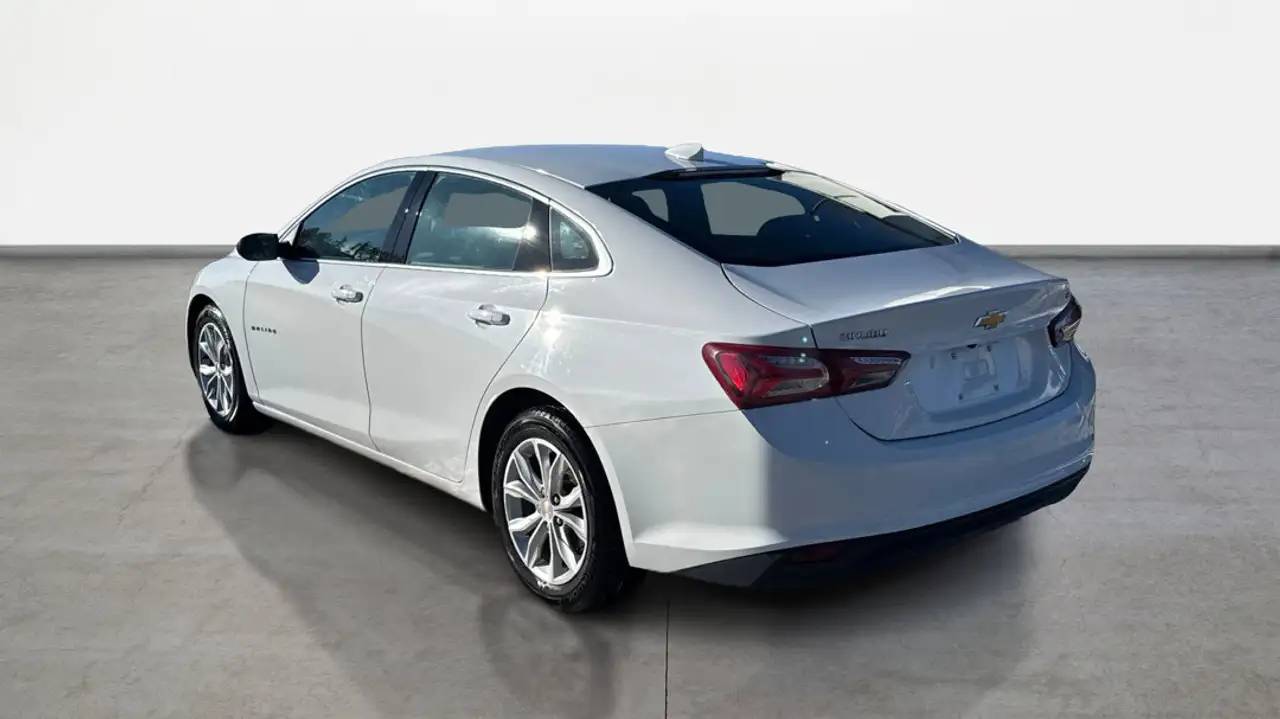 Chevrolet Malibu снимка Chevrolet Malibu