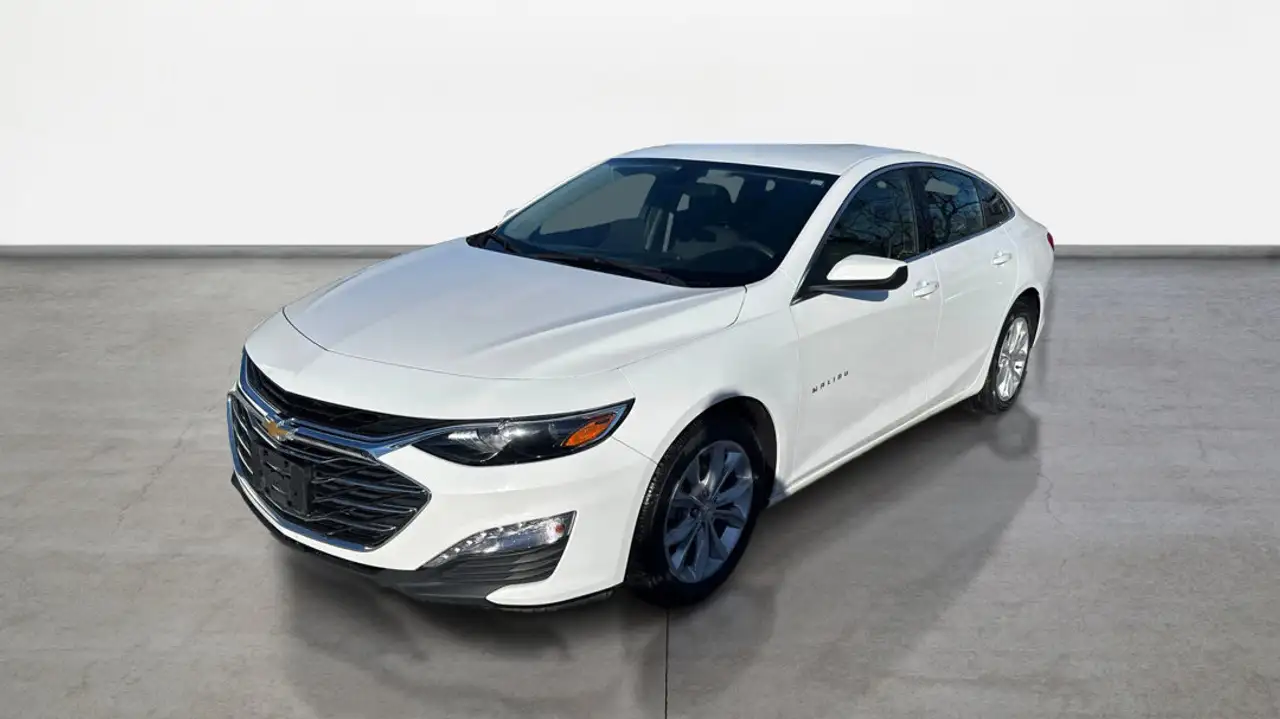 Chevrolet Malibu снимка Chevrolet Malibu