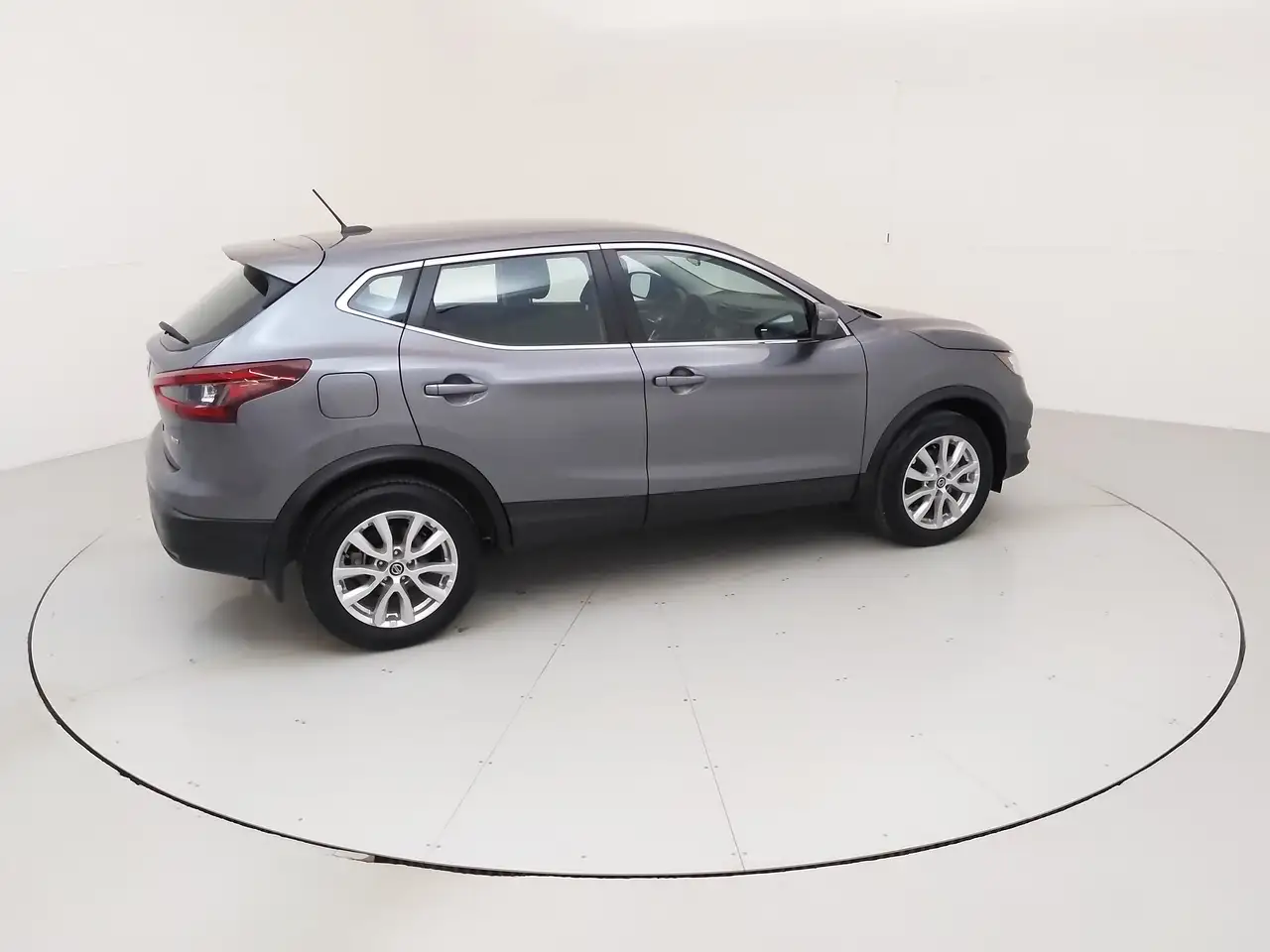 Nissan Qashqai снимка Nissan Qashqai