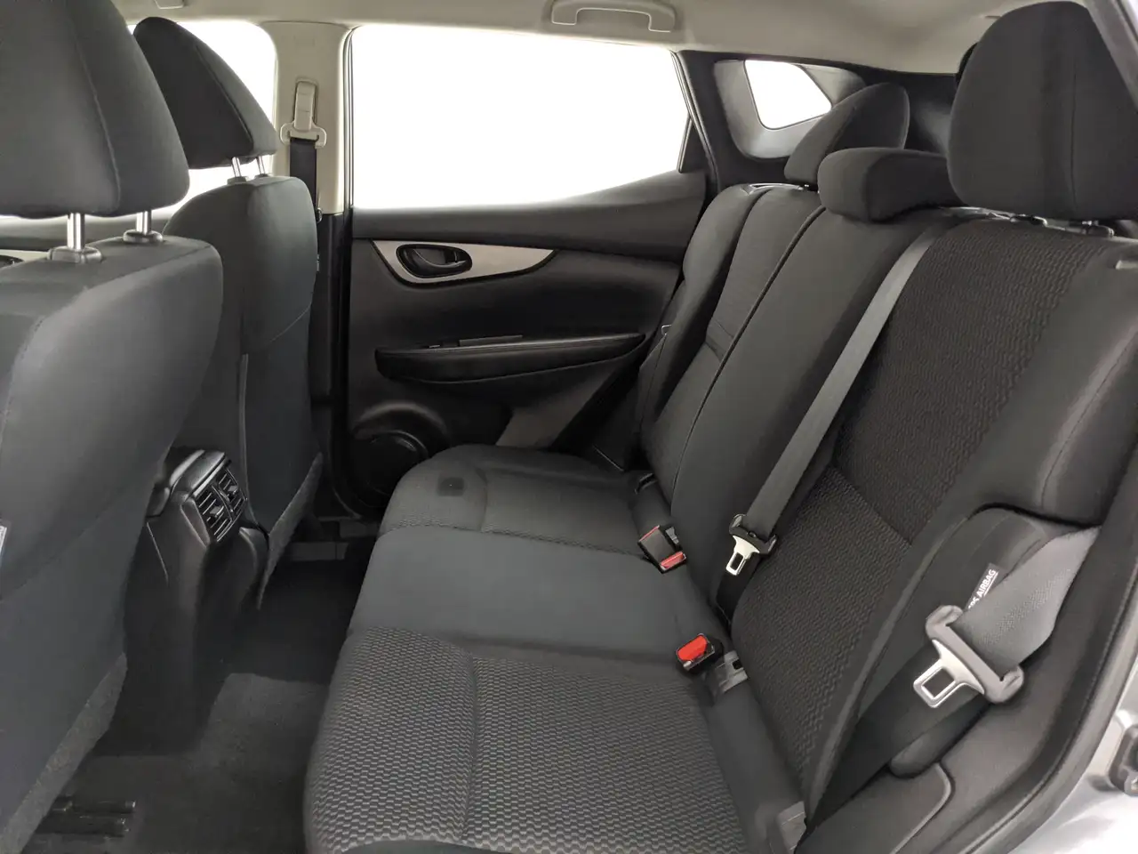Nissan Qashqai снимка Nissan Qashqai