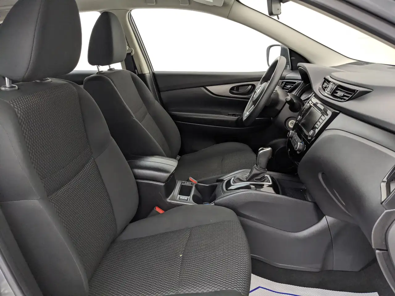 Nissan Qashqai снимка Nissan Qashqai