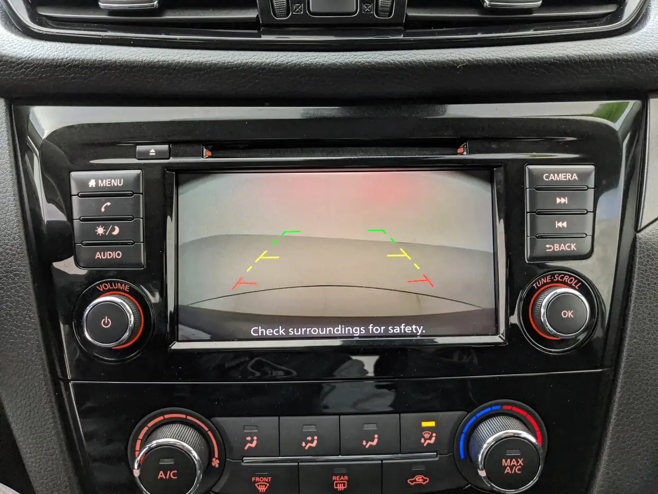Nissan Qashqai снимка Nissan Qashqai