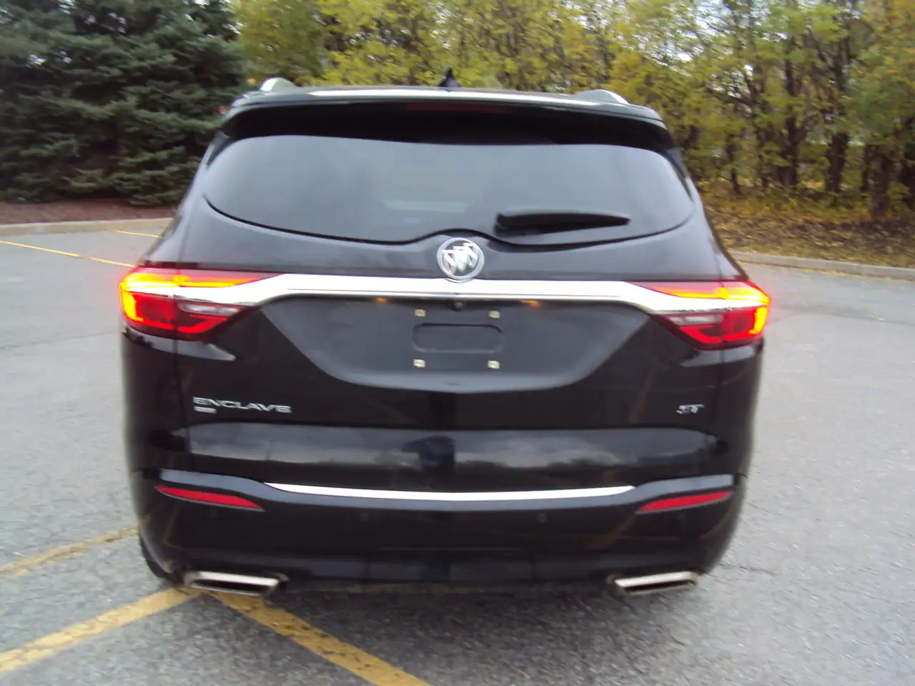Buick Enclave снимка Buick Enclave