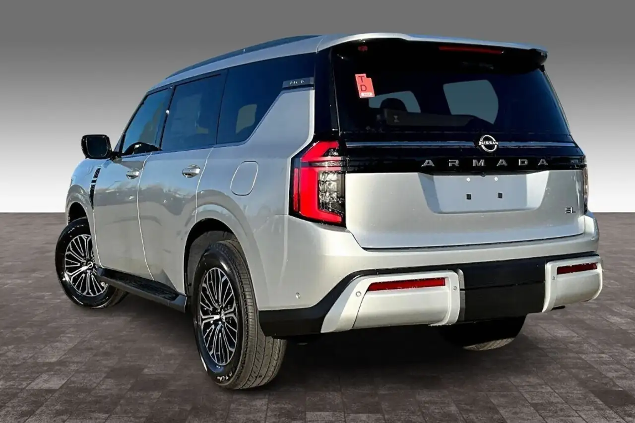 Nissan Armada снимка Nissan Armada