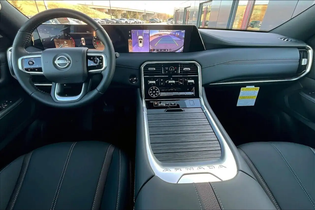 Nissan Armada снимка Nissan Armada