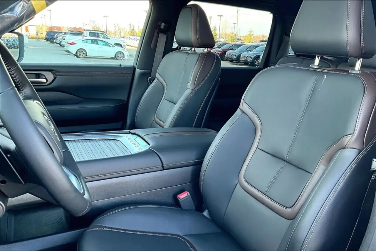 Nissan Armada снимка Nissan Armada