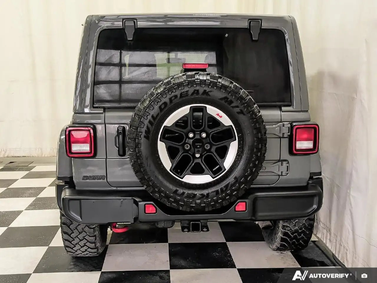 Jeep Wrangler снимка Jeep Wrangler