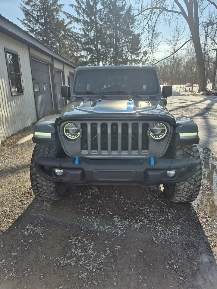 Jeep Wrangler снимка Jeep Wrangler