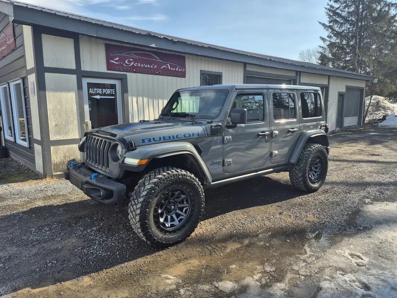 Jeep Wrangler снимка Jeep Wrangler