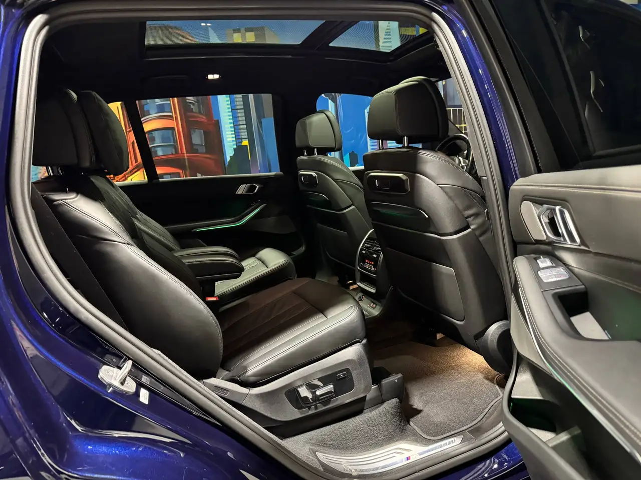 BMW X7 снимка BMW X7