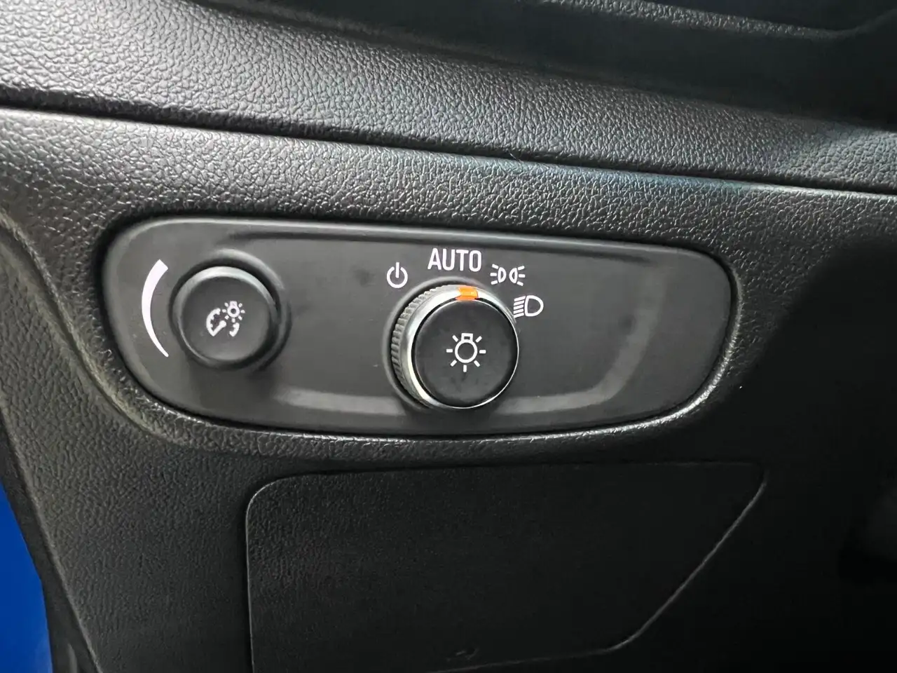 Chevrolet Bolt fotografie Chevrolet Bolt