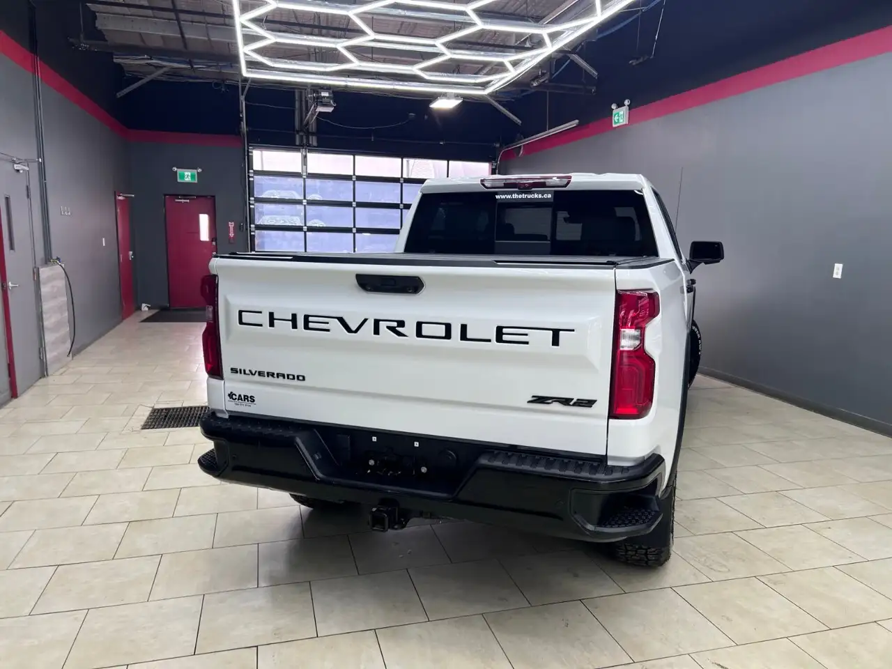 Chevrolet Silverado 1500 снимка Chevrolet Silverado 1500