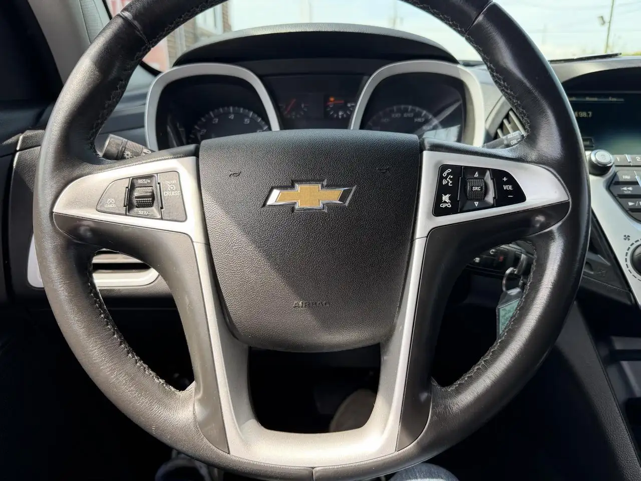 Chevrolet Equinox снимка Chevrolet Equinox