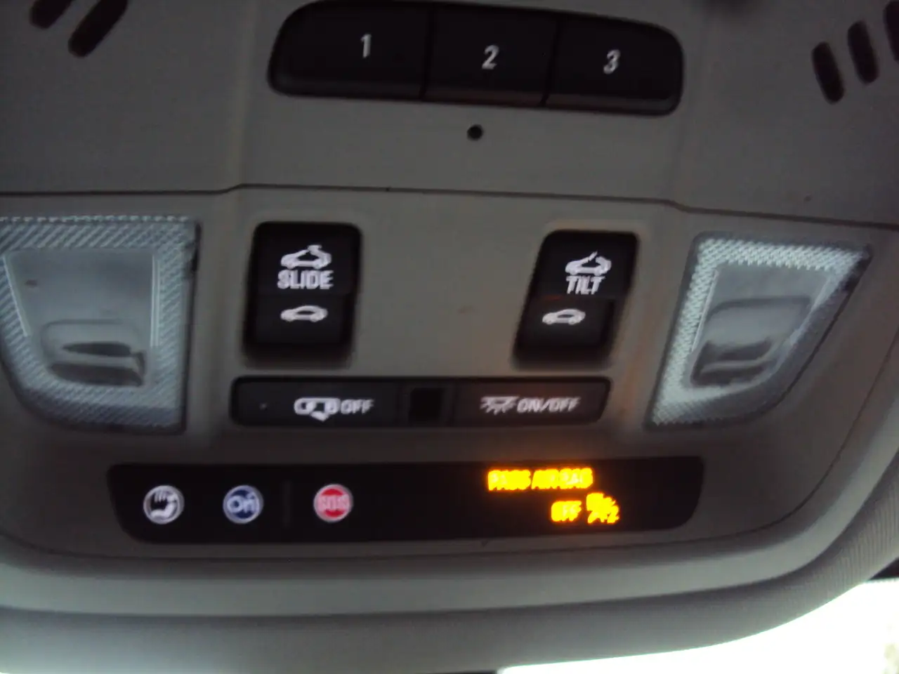 Buick Enclave снимка Buick Enclave