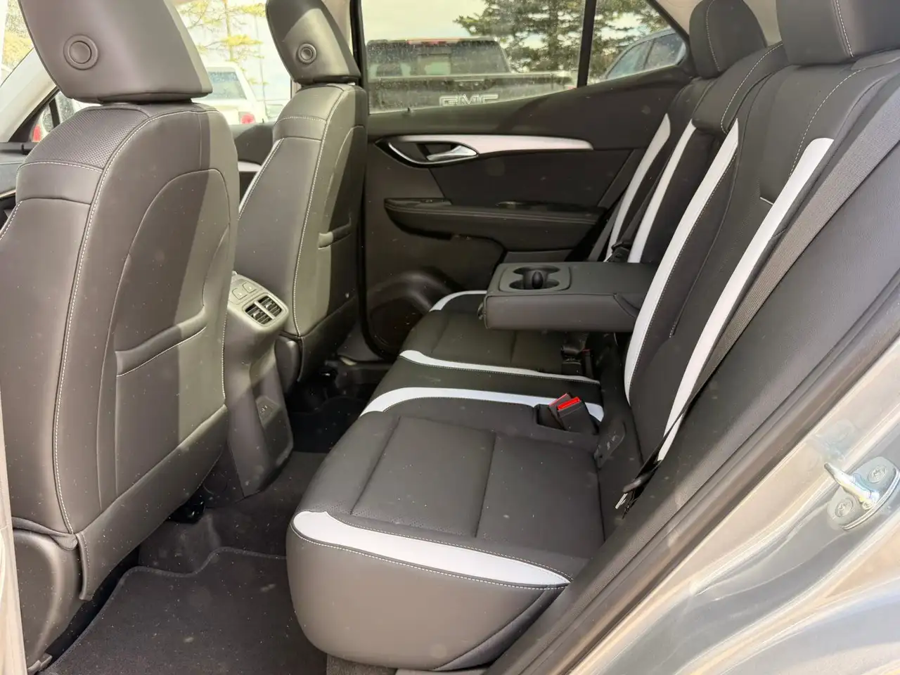 Buick Envision снимка Buick Envision