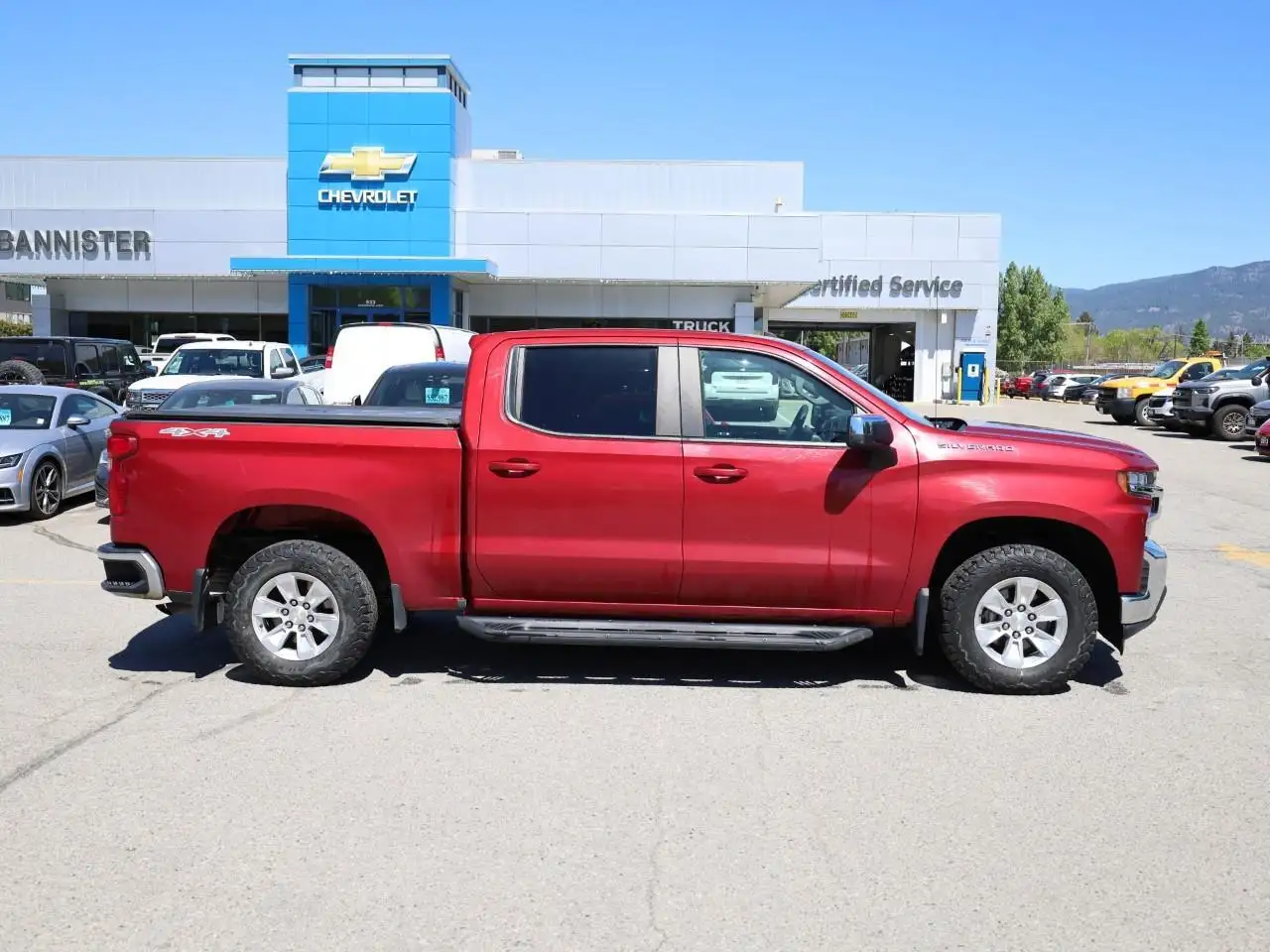 Chevrolet Silverado 1500 снимка Chevrolet Silverado 1500