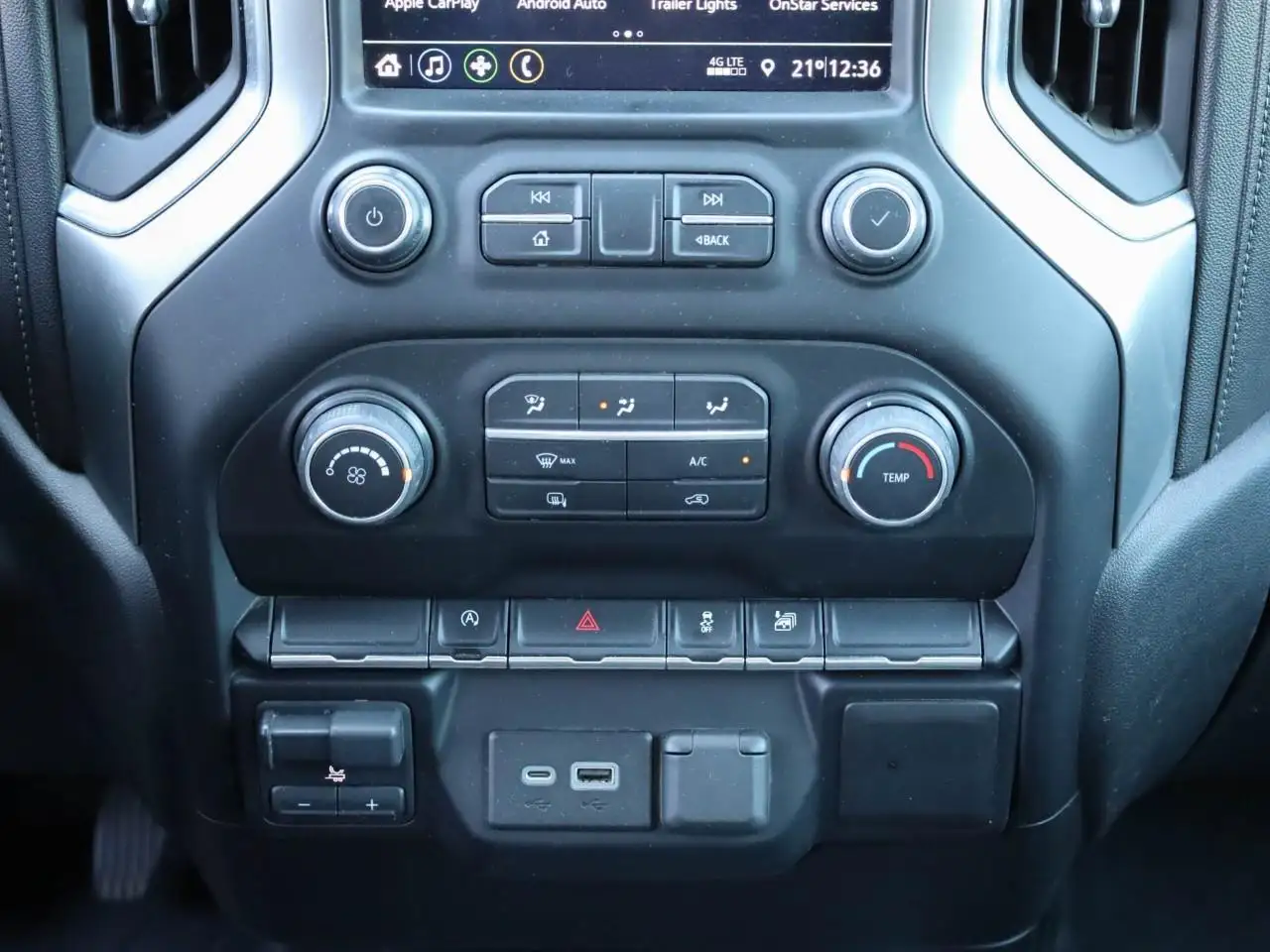 Chevrolet Silverado 1500 снимка Chevrolet Silverado 1500
