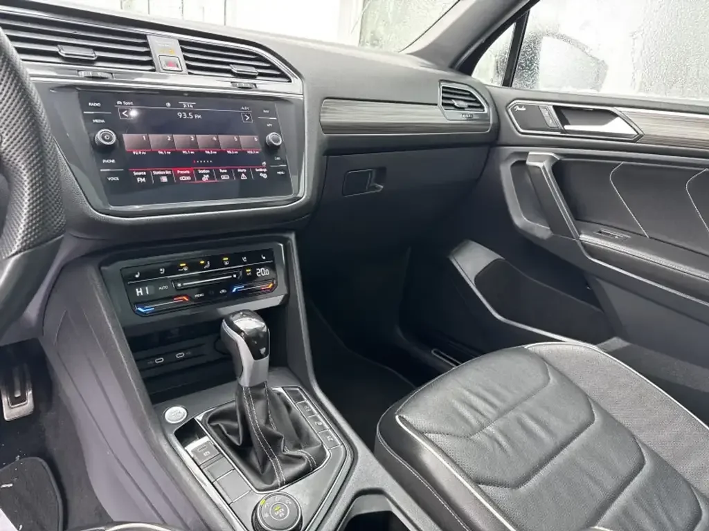 Volkswagen Tiguan снимка Volkswagen Tiguan