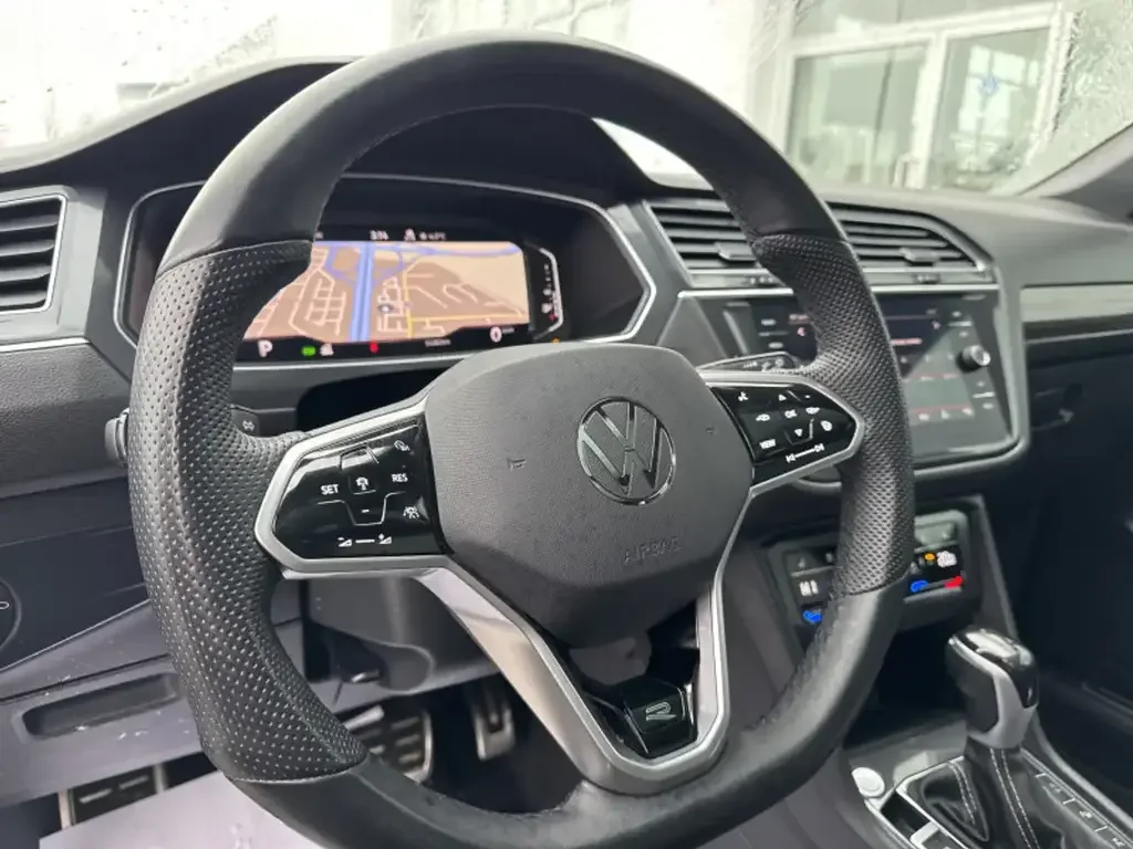 Volkswagen Tiguan снимка Volkswagen Tiguan