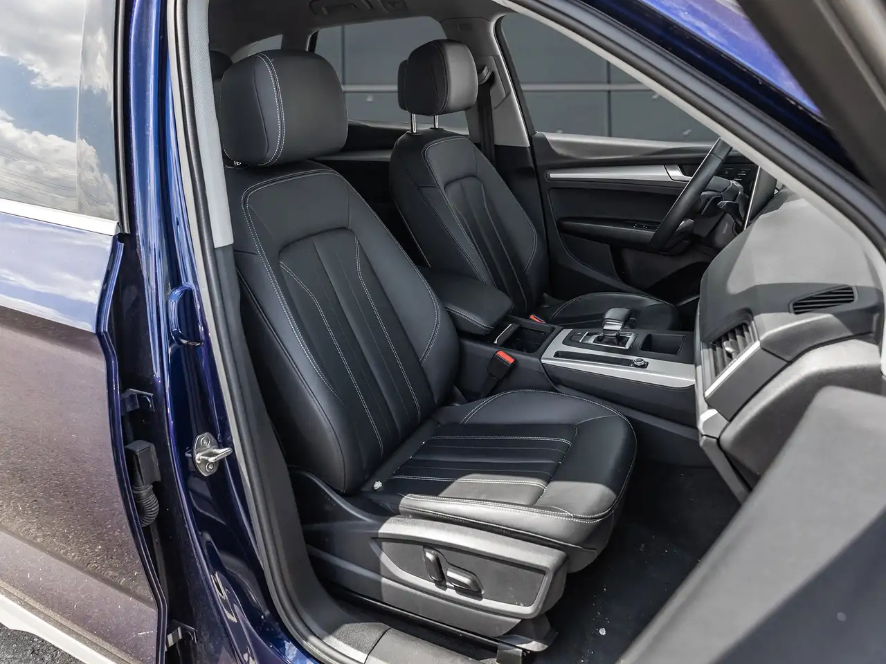 Audi Q5 снимка Audi Q5