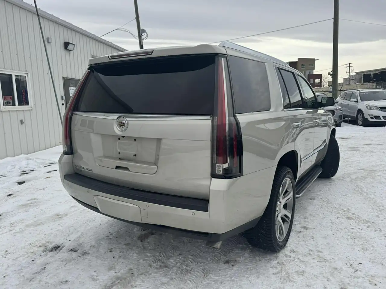 Cadillac Escalade снимка Cadillac Escalade