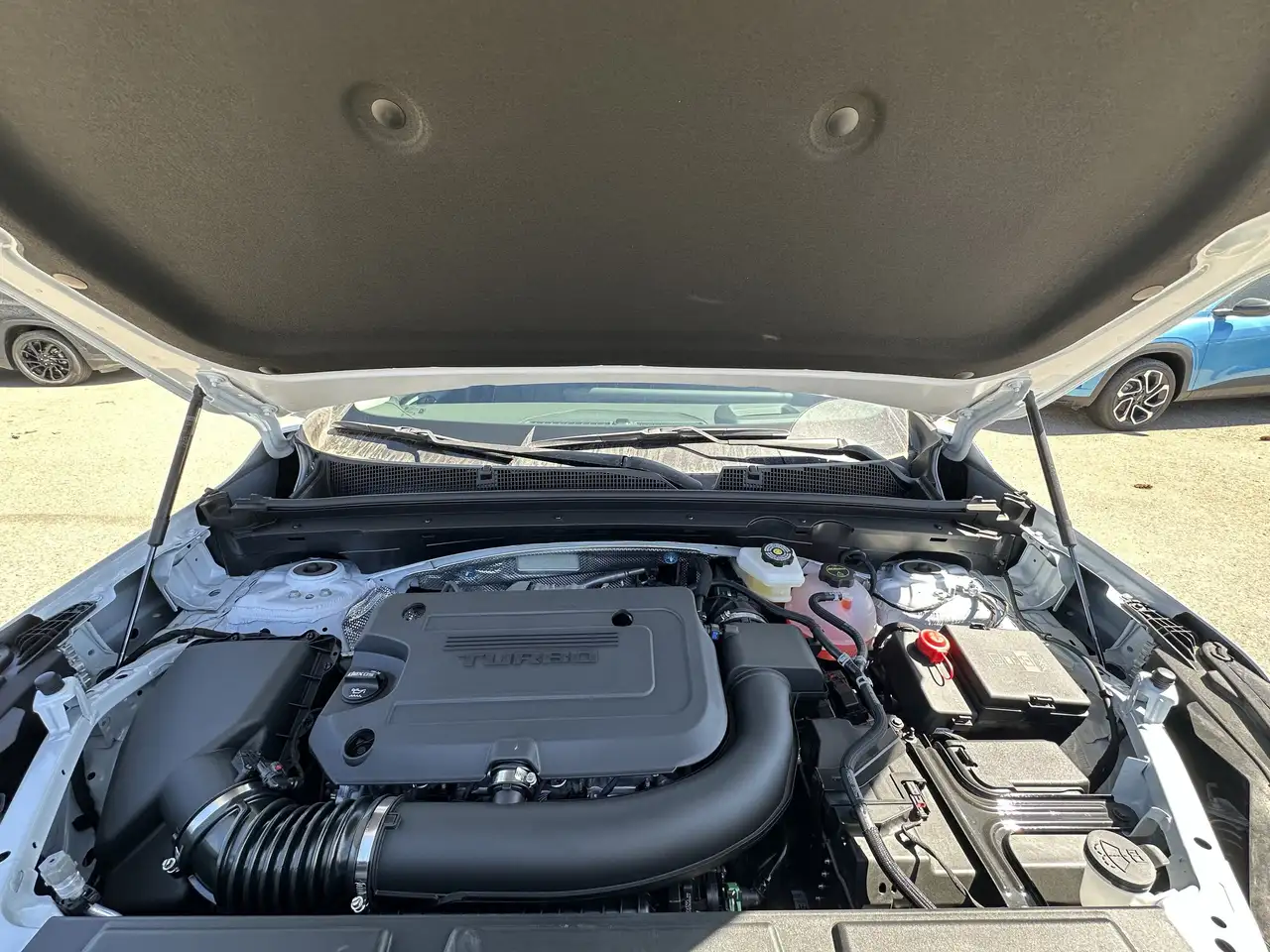 Buick Envision photo Buick Envision