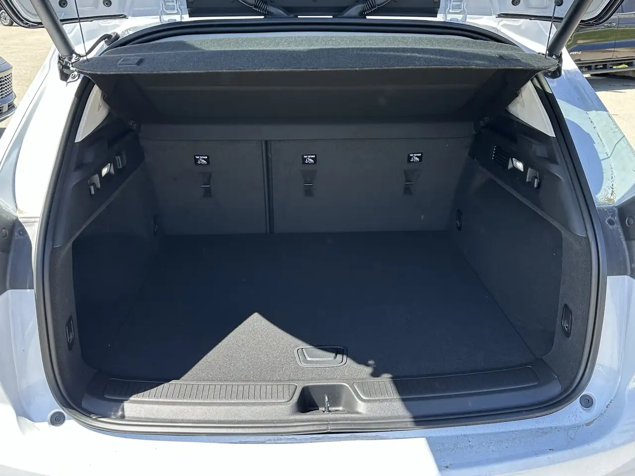 Buick Envision photo Buick Envision