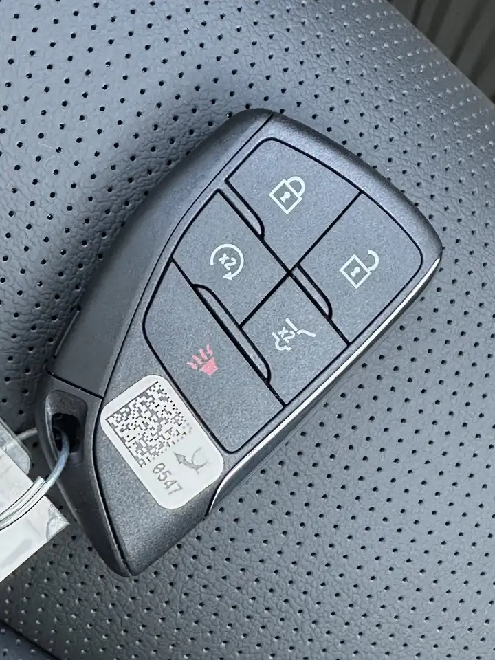 Buick Envision photo Buick Envision