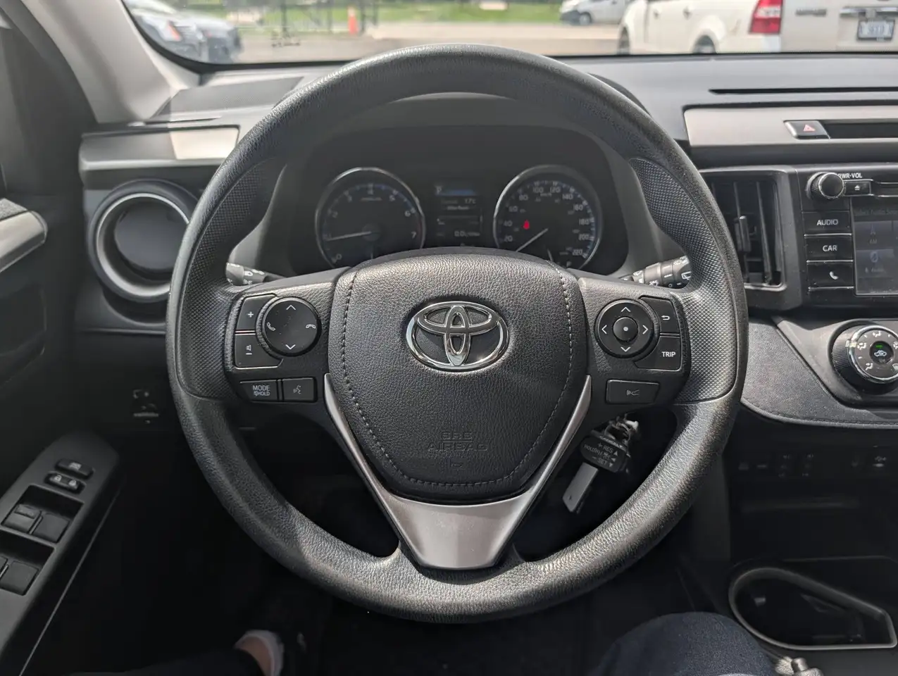 Toyota RAV 4 снимка Toyota RAV 4