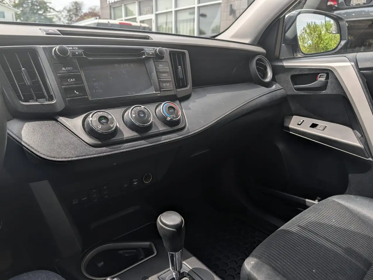 Toyota RAV 4 снимка Toyota RAV 4