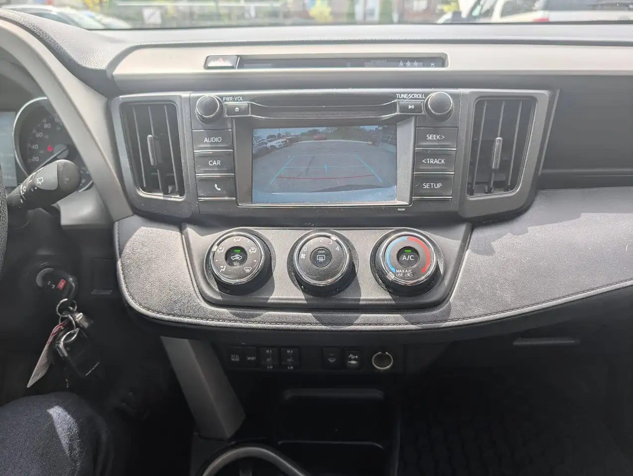 Toyota RAV 4 снимка Toyota RAV 4