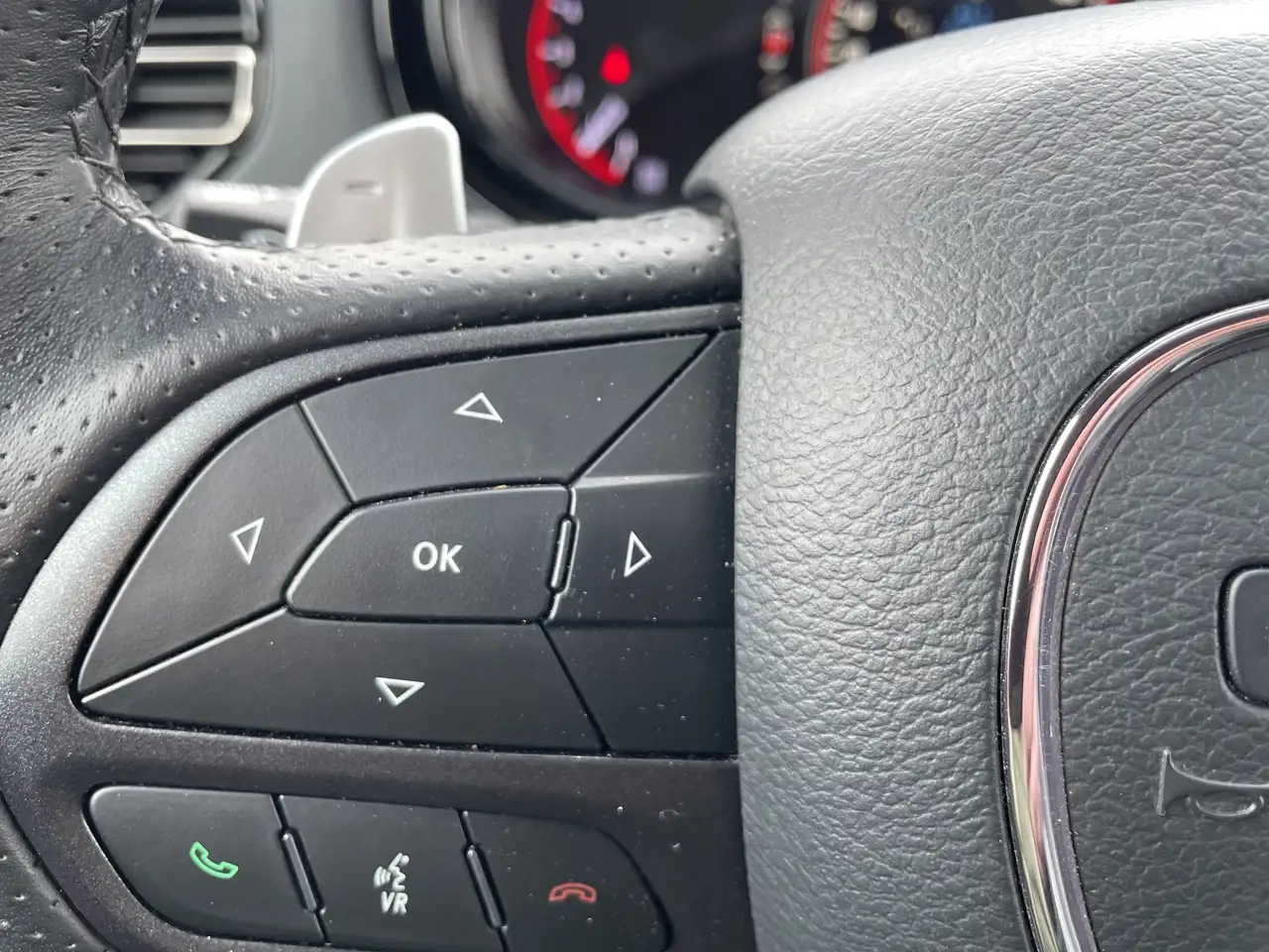 Dodge Durango снимка Dodge Durango