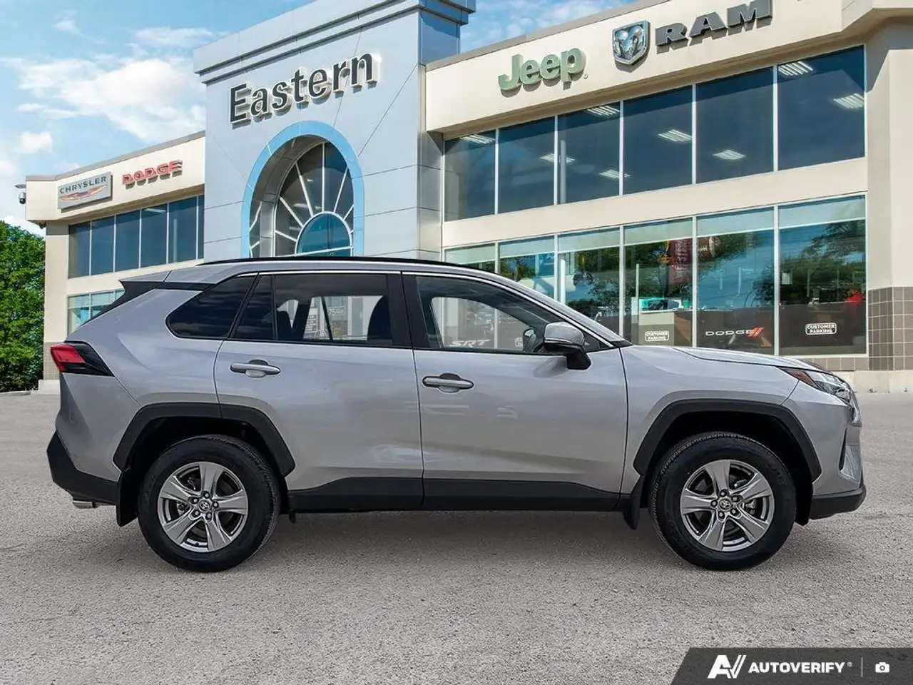 Toyota RAV 4 снимка Toyota RAV 4