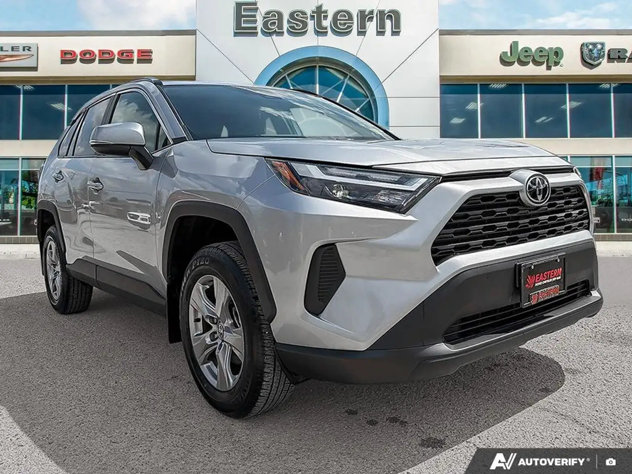 Toyota RAV 4 снимка Toyota RAV 4
