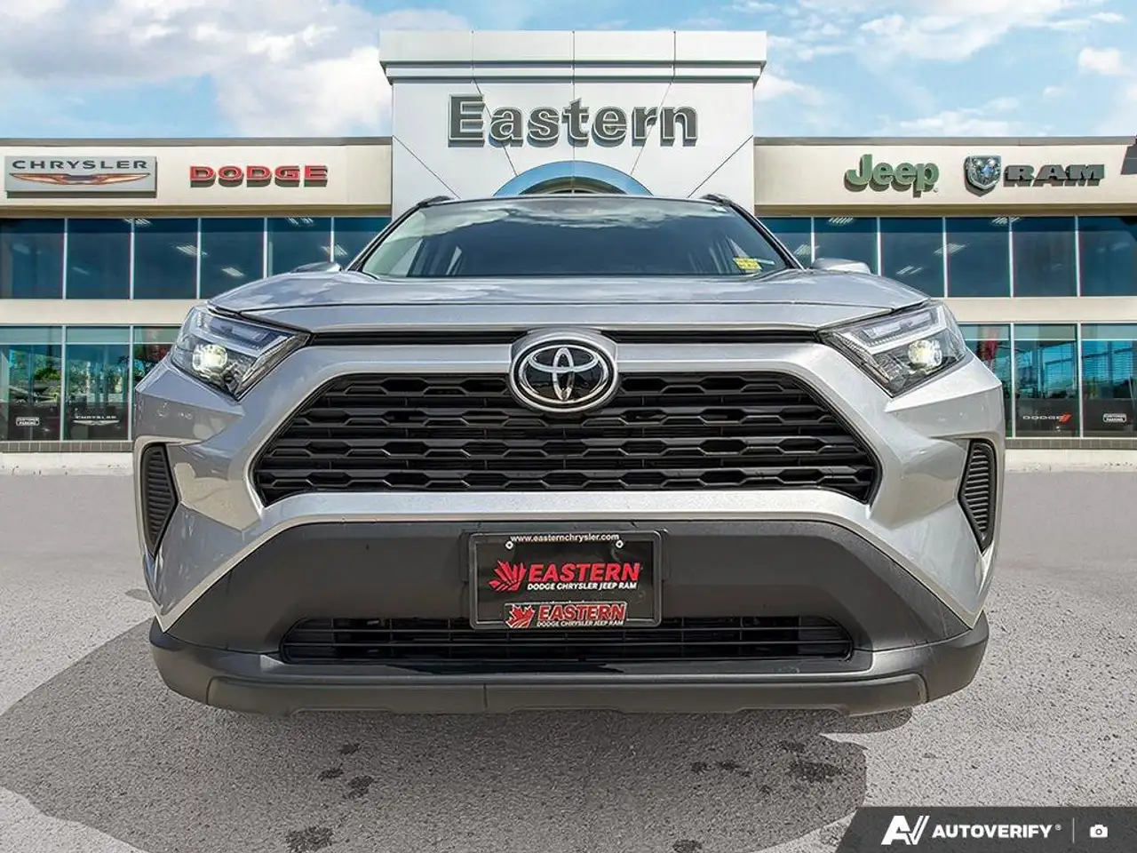 Toyota RAV 4 снимка Toyota RAV 4