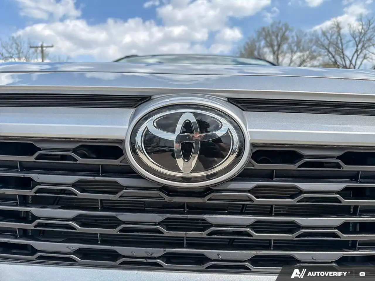 Toyota RAV 4 снимка Toyota RAV 4