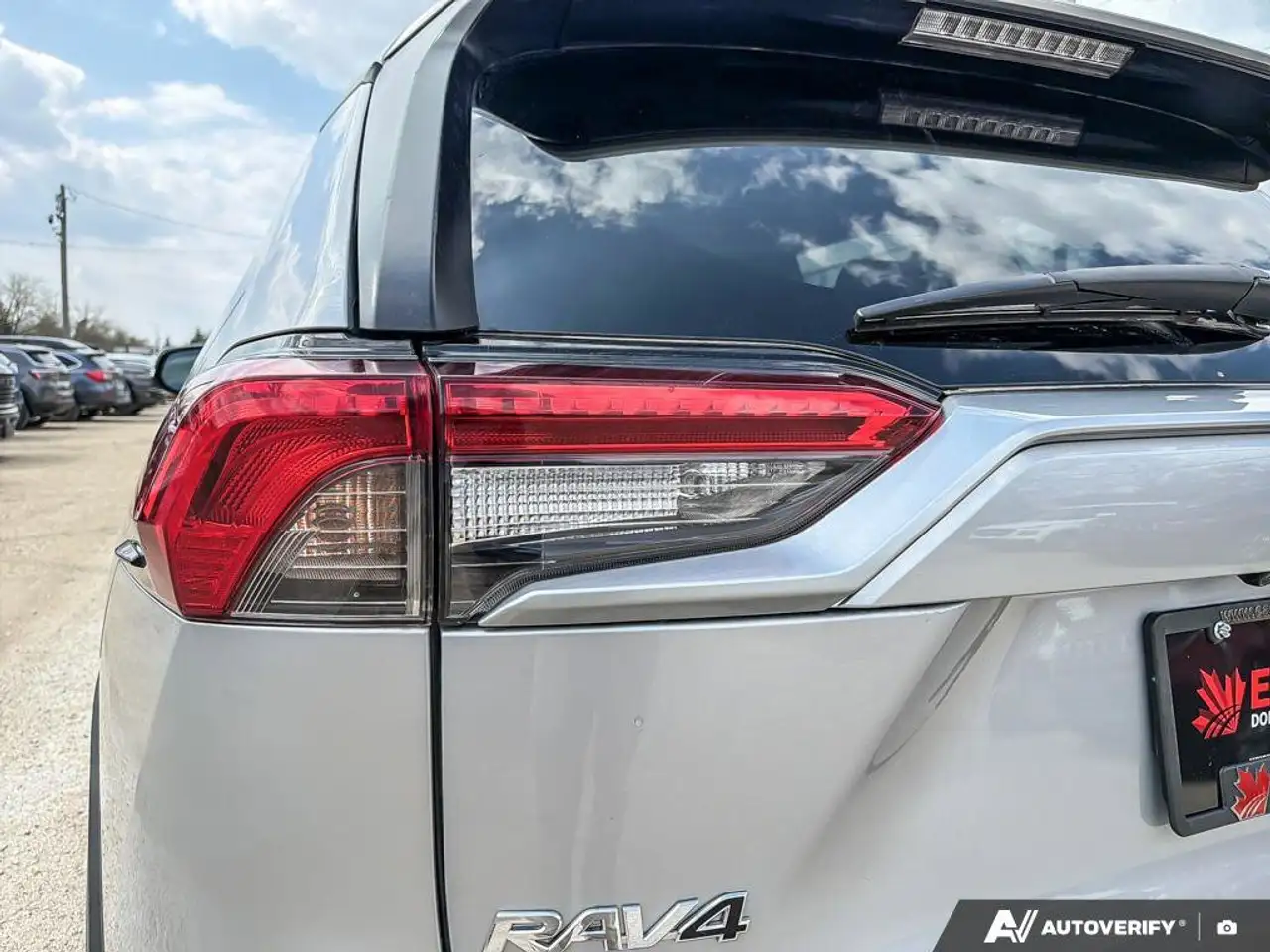 Toyota RAV 4 снимка Toyota RAV 4