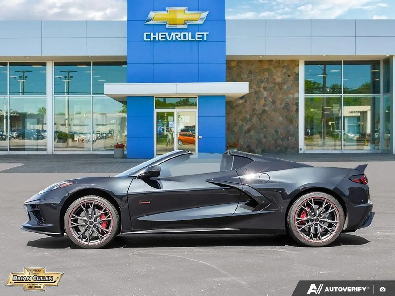 Chevrolet Corvette снимка Chevrolet Corvette