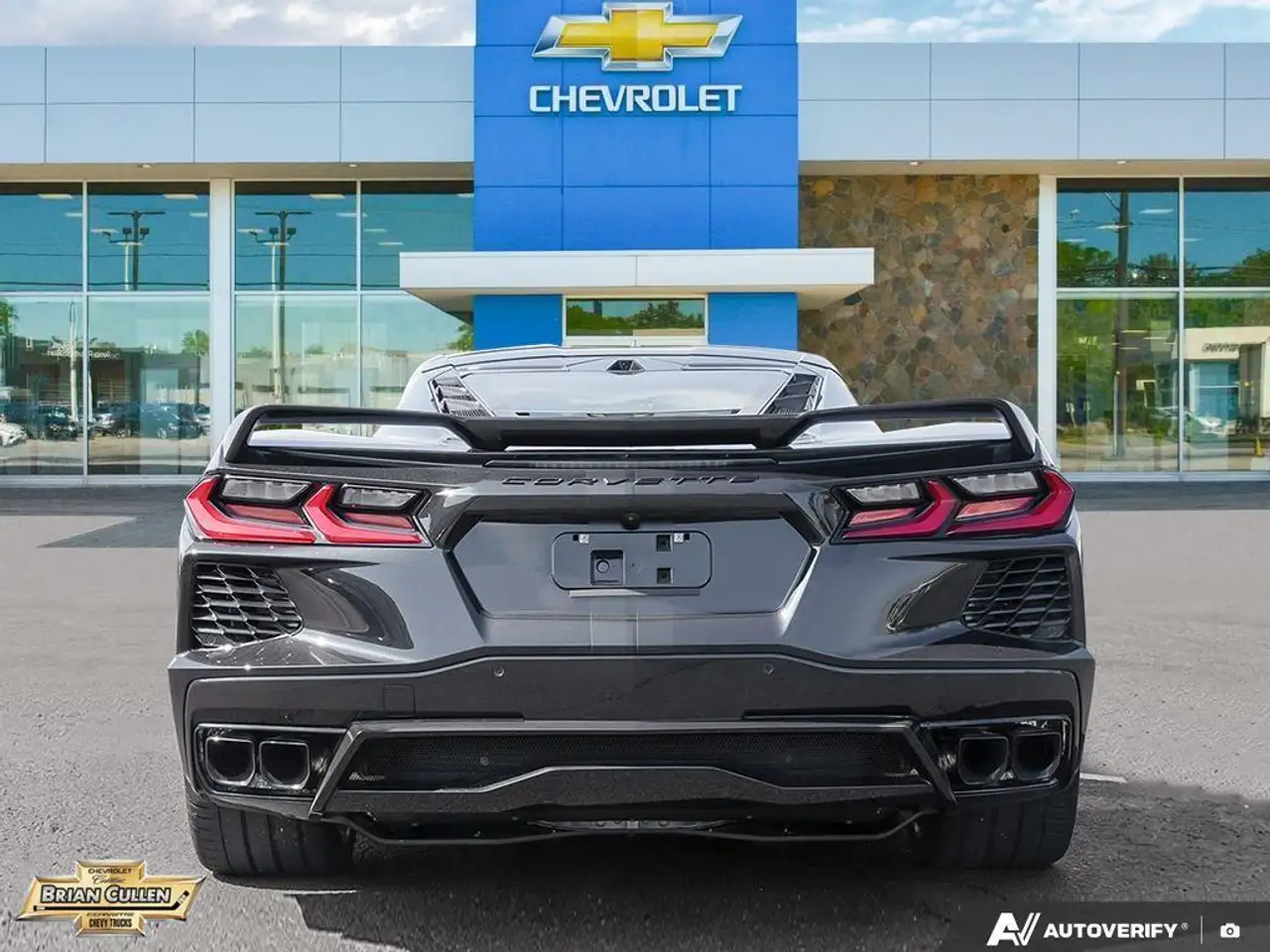 Chevrolet Corvette снимка Chevrolet Corvette